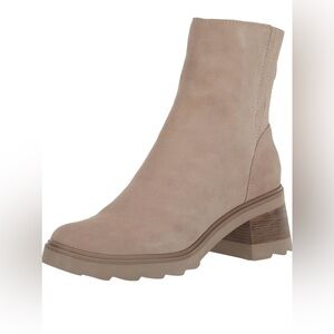 Dolce Vita Women's Martey H2o Fashion Boot 8.5 Waterproof